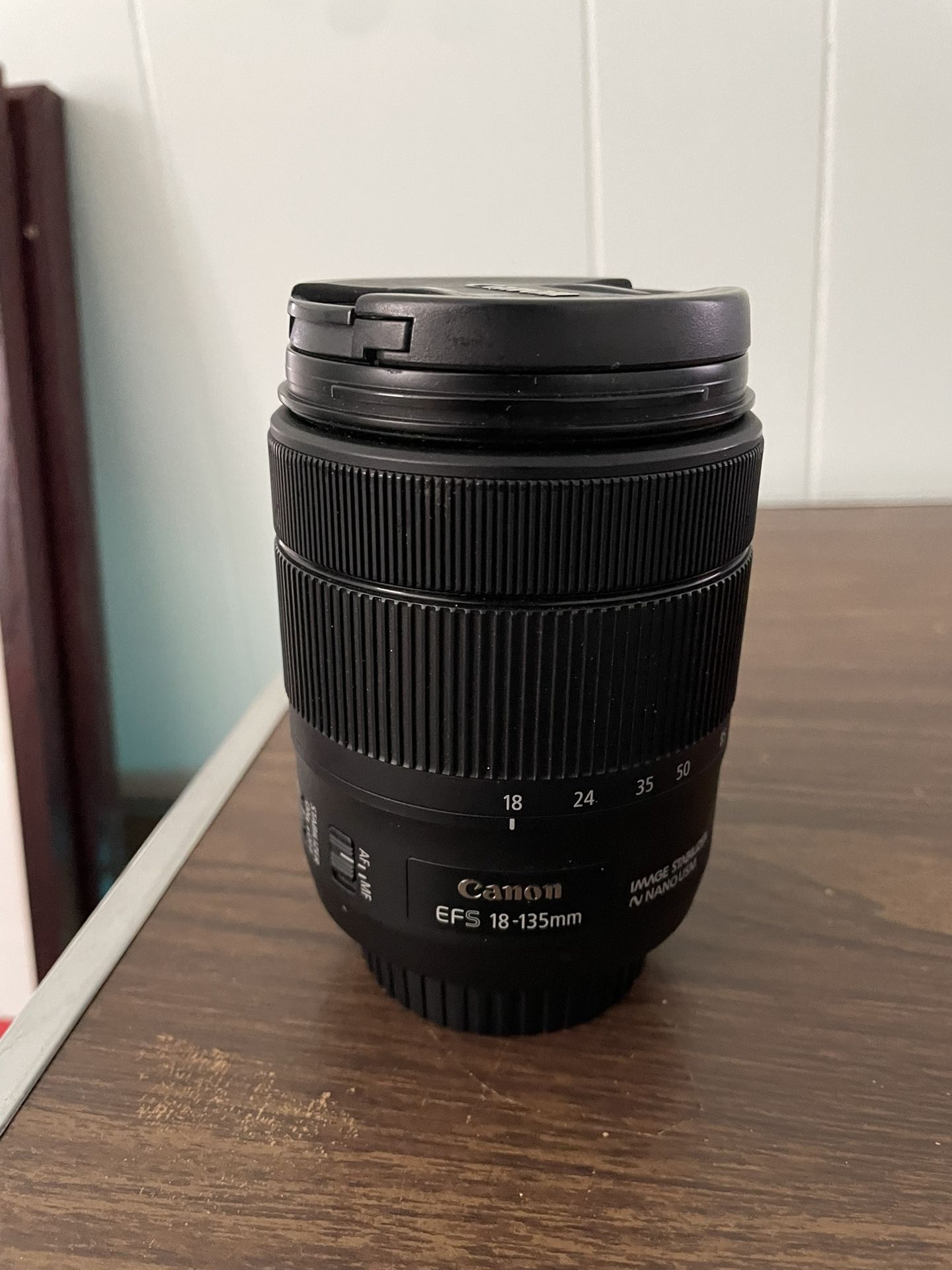 Canon EFS 18-135 3.5-5.6 NANO USM Lens