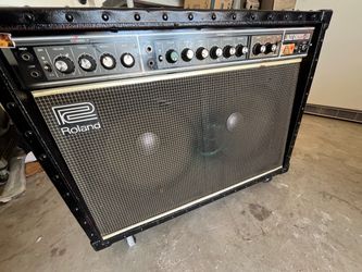 Roland Jazz Chorus JC 120 amplifier