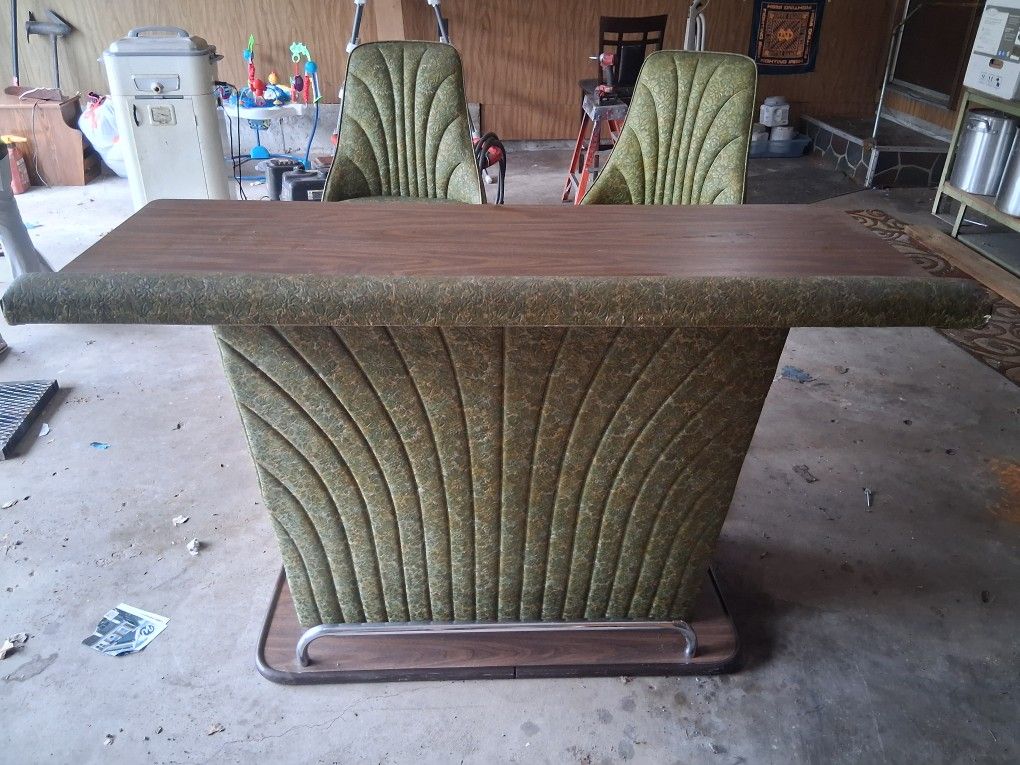 Vintage Cocktail Bar 