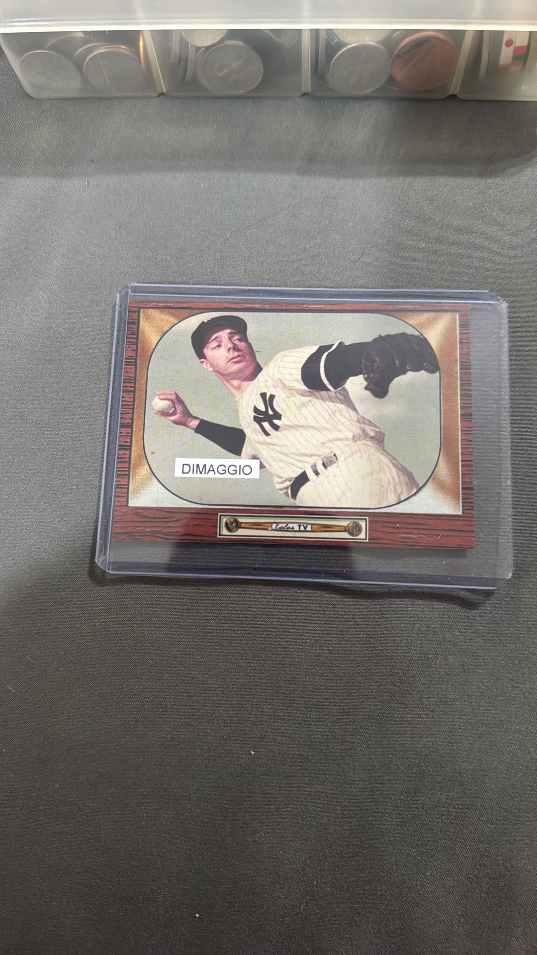 Joe DiMaggio baseball card