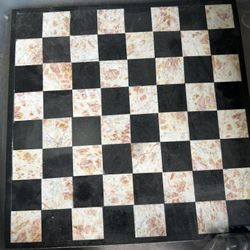 MARBLE & ONYX CHESS SET