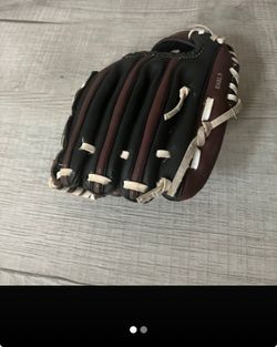 Boys baseball glove