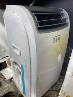 Portable AC black & decker