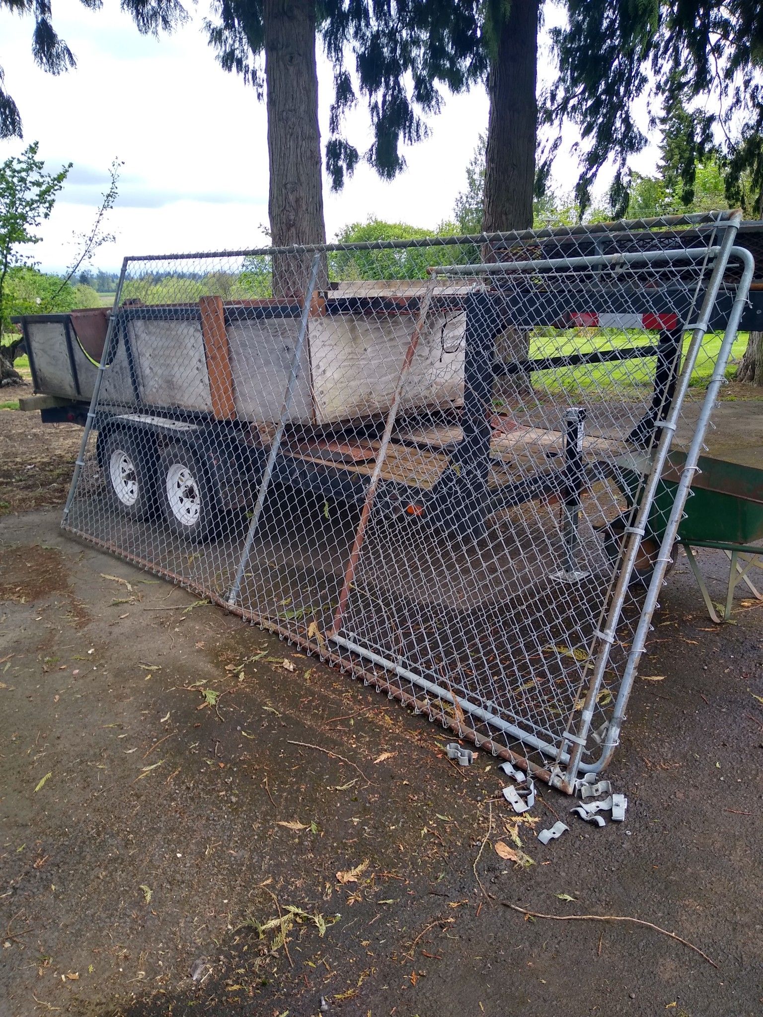 3 Dog Run panels