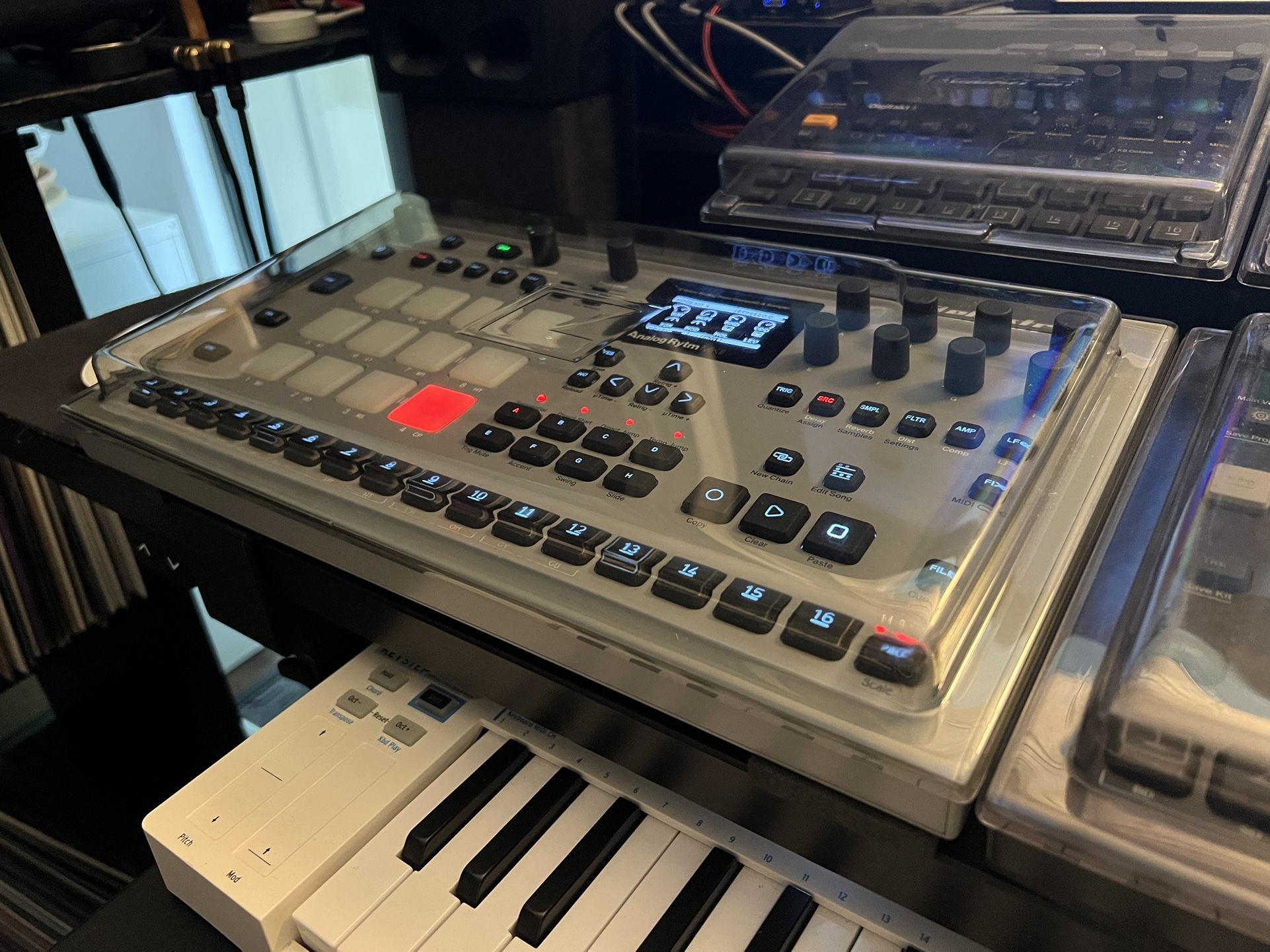 ELEKTRON ANALOG RYTM MKII + DECKSAVER