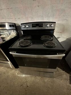 Amana Stove Good Working Condition