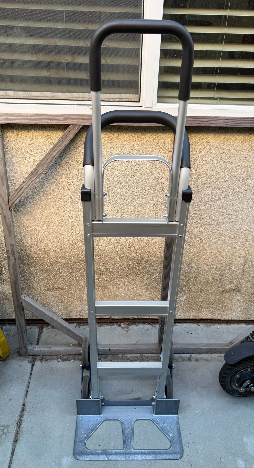 Like-New Aluminum Hand Truck / Dolly - Used Only a Few Times for Sale ...
