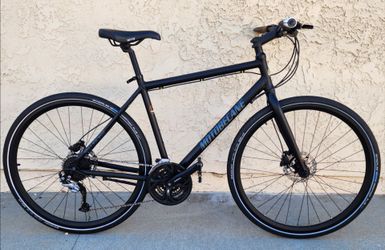 Large Motobecane Bike - Hydro Disc Brakes -  Gravel Hybrid