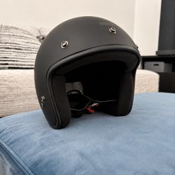 BILT Jet 3/4 Motorcycle Helmet Matte Black – Size XL – Never Worn
