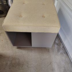 Ottoman With Wheels And Side Compartments