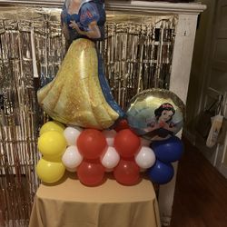 Snow White Balloon Bouquet 