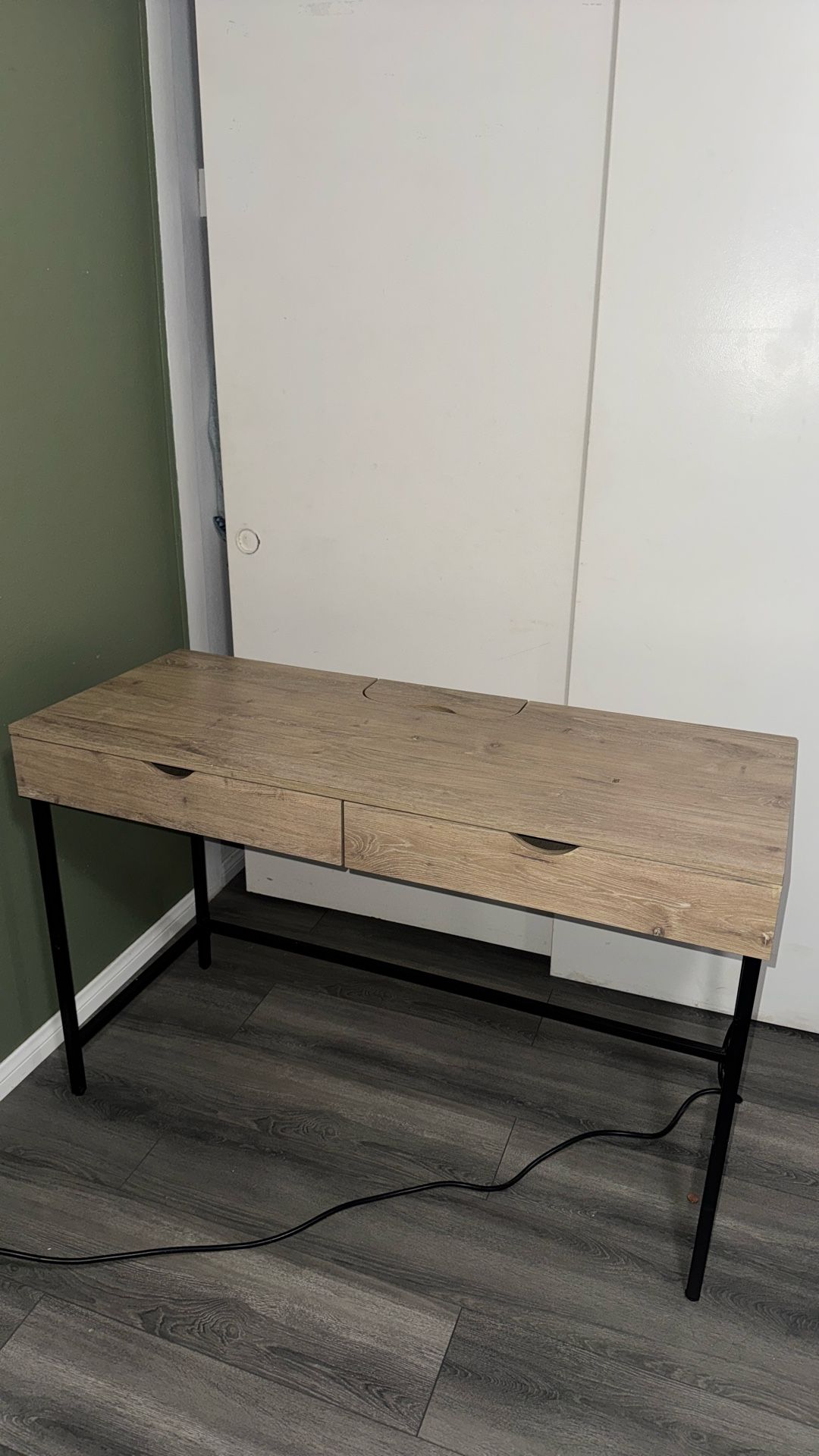 BROWN DESK