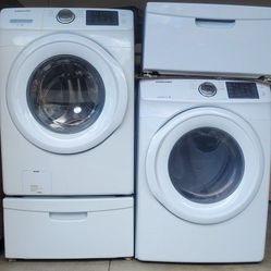 Samsung Washer and Dryer With Pedastals