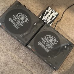 Twin Turntables