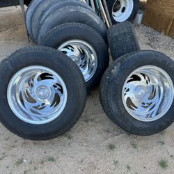 5on 4.5 Small Bolt Pattern 