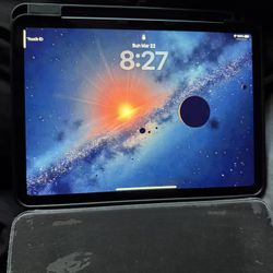 iPad Air 4 Generation $300