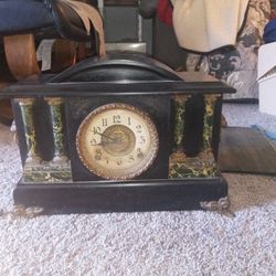 Antique mantle clock, Victorian mantle clock

