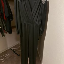 Woman’s Black Dress Jumper