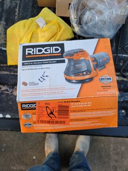 18 V Random Orbit Sander