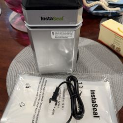 Instaseal Airtight Double Seal Compact Upright Bag Food Vacuum Sealer with 13Bags