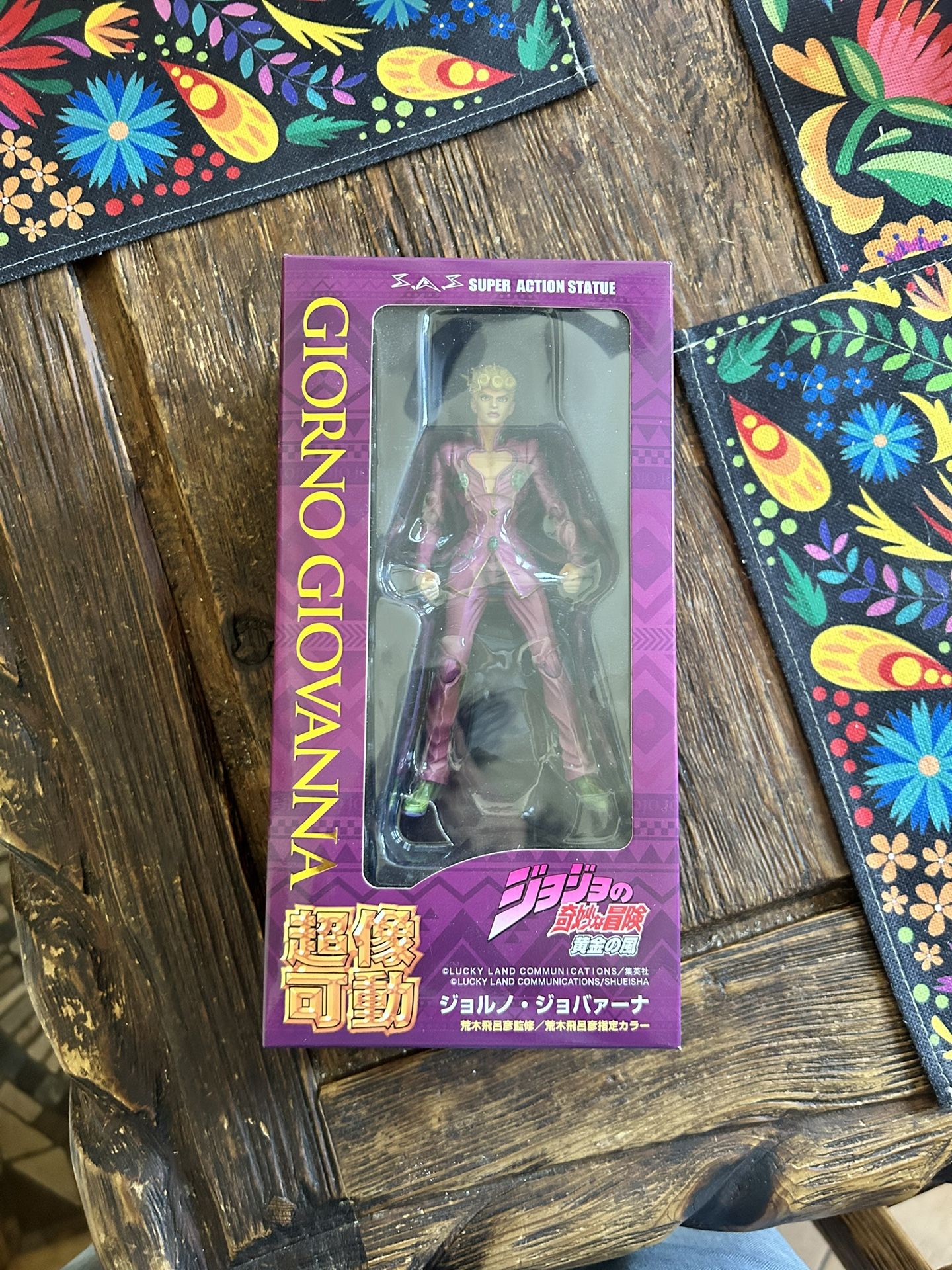 Super action statue Giorno Giovana