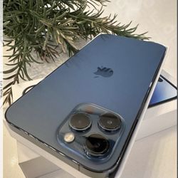 Pacific Blue iPhone 12 Pro Max 256GB UNLOCKED + GENUINE CHARGER FIRM