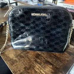 Micheal Kors Purse 