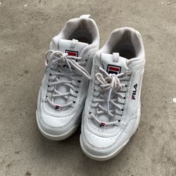 FILA   Women’s 8.5