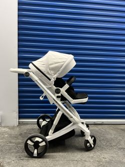 Self Stop Stroller Modern And Practical