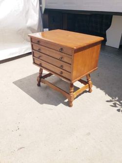 Mid Century Convertible TV Tray End Table