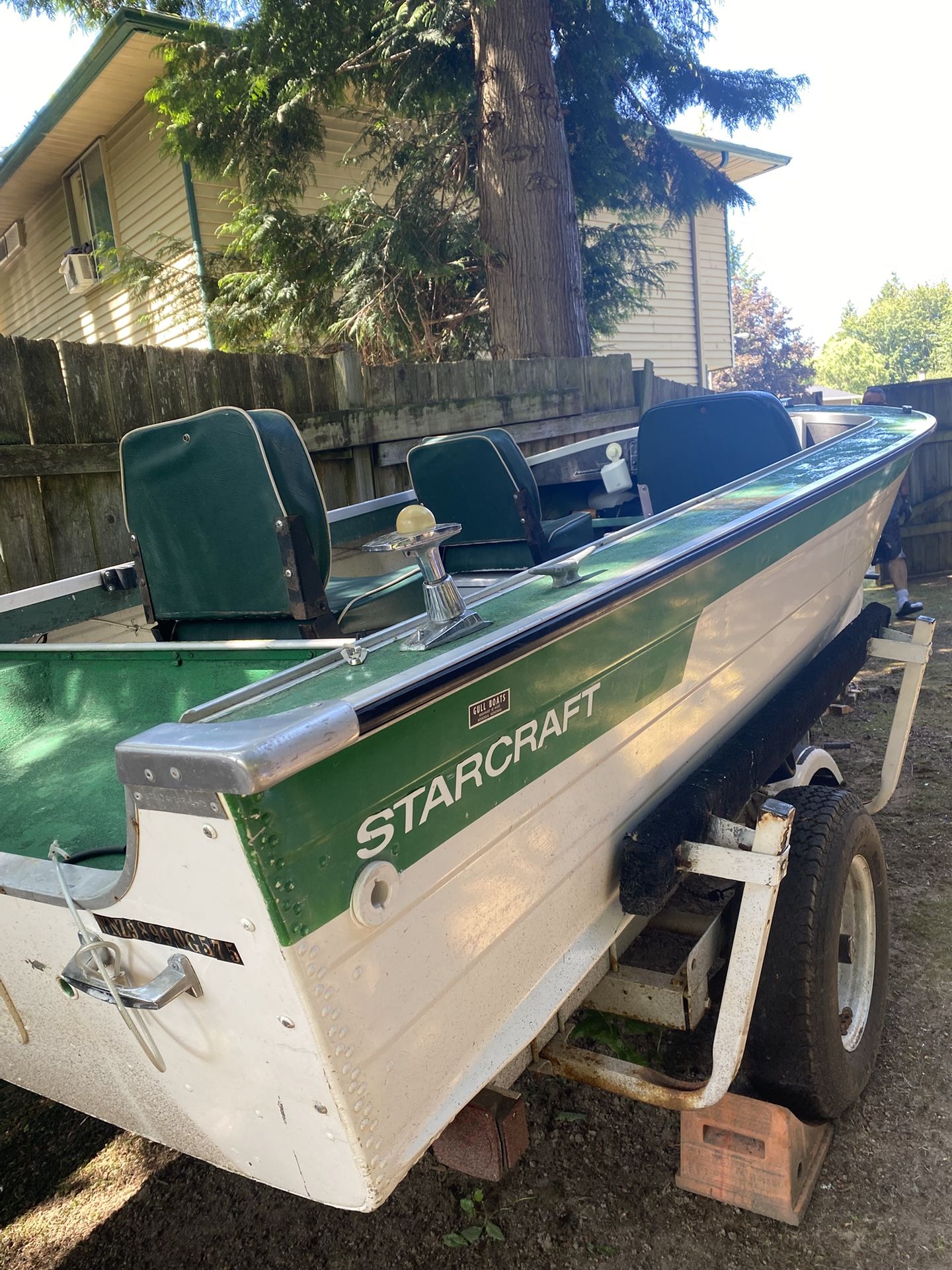 14” StarCraft Aluminum Boat With Trailer & 15HP Short Shaft 4Strokes Honda