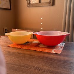 Vintage Pyrex Cinderella Bowls