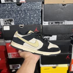 Nike Dunk Low LX Black Suede Team Gold size 11.5W 10M USED But Clean