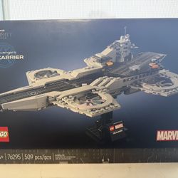 LEGO - The Avengers Helicarrier - Item # 76295