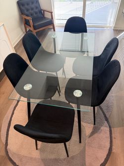 6 Person Dining Set