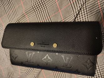 Louis Vuitton
Empreinte Pont-Neuf Wallet Black