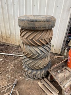 Free tires with rims