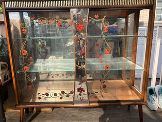 Vintage Vitrine