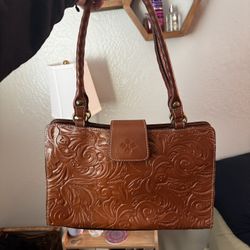 Patricia Nash Shoulder Leather Bag
