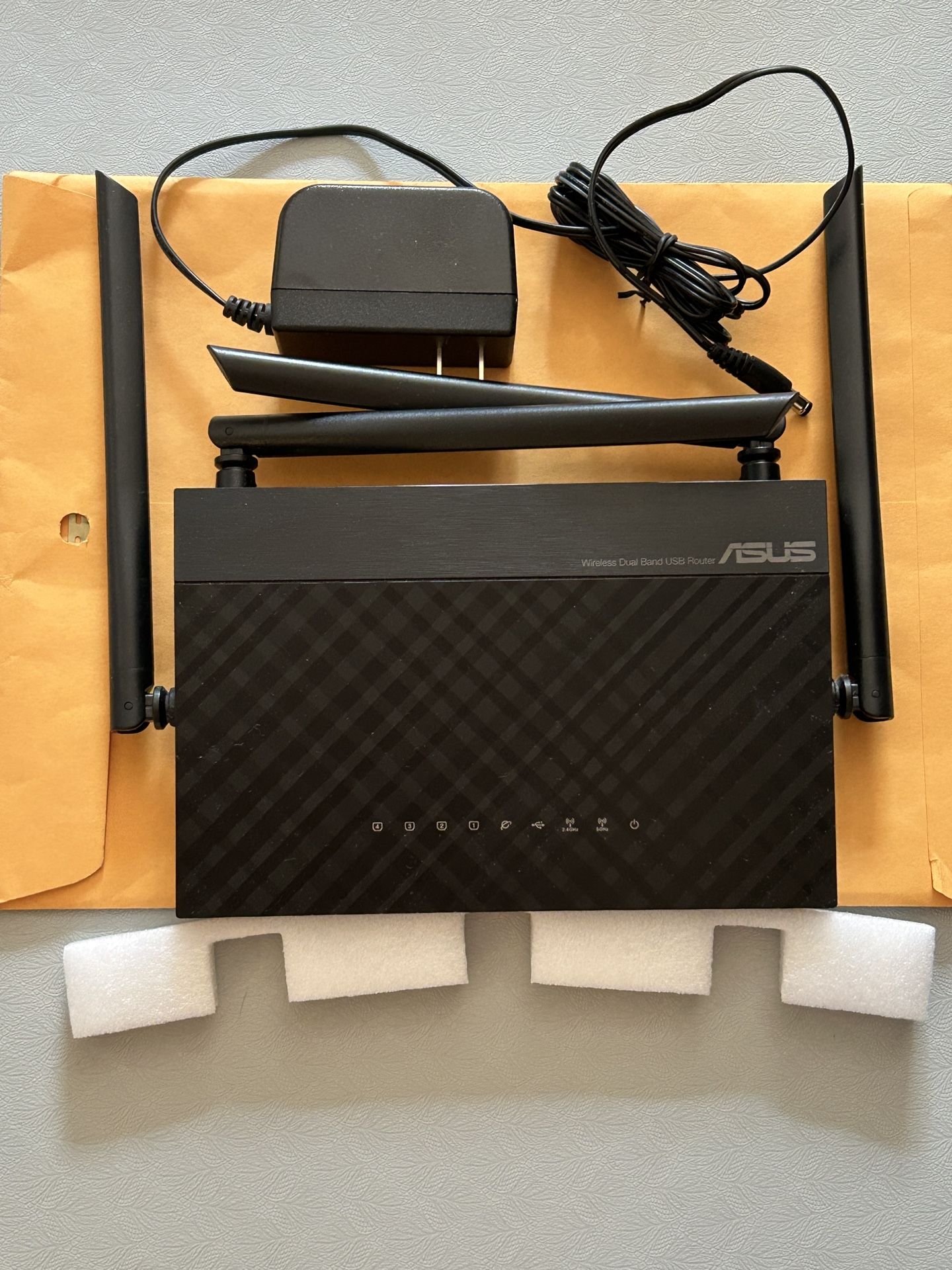 ASUS RT-AC1200 Dual-Band Wireless Router