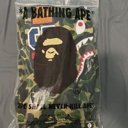 bape zip up hoodie 