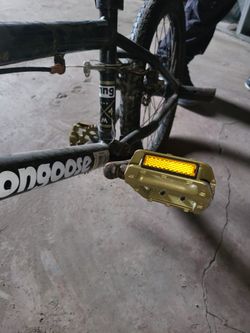 Mongoose Trick Bike 