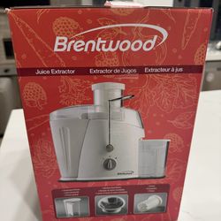 New  Brentwood juice extractor model JC452W