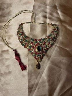 South Asian-style statement choker necklace in an antique gold tone