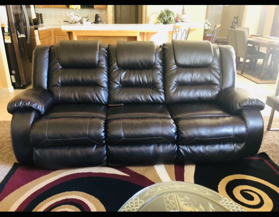 3-Piece Leather Sofas with Recliners