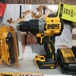 NEW DEWALT 20V XR 1/2 HAMMER DRILL DRIVER TOOL KIT 