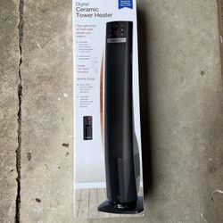 Lasko 32” Digital Ceramic Tower Heater NEW