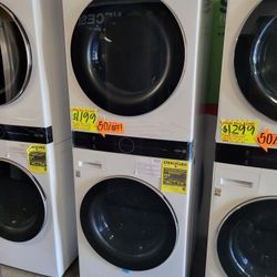 LG ThinQ WashTower Single Unit Front Load Washer 4.5 Cubic Feet  AND  Gas Dryer 7.4 Cubic Feet