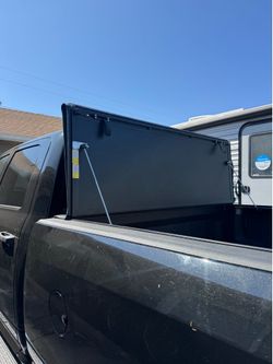 Low profile hard cover 2009-2026 Dodge Ram 1509 6.4ft bed