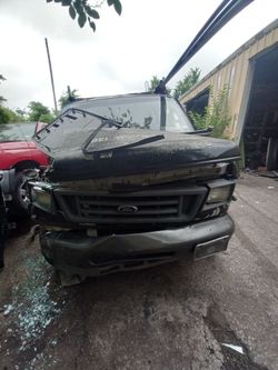 2007 Ford veE F350 motor 4.6 Automatica Parts Only $25